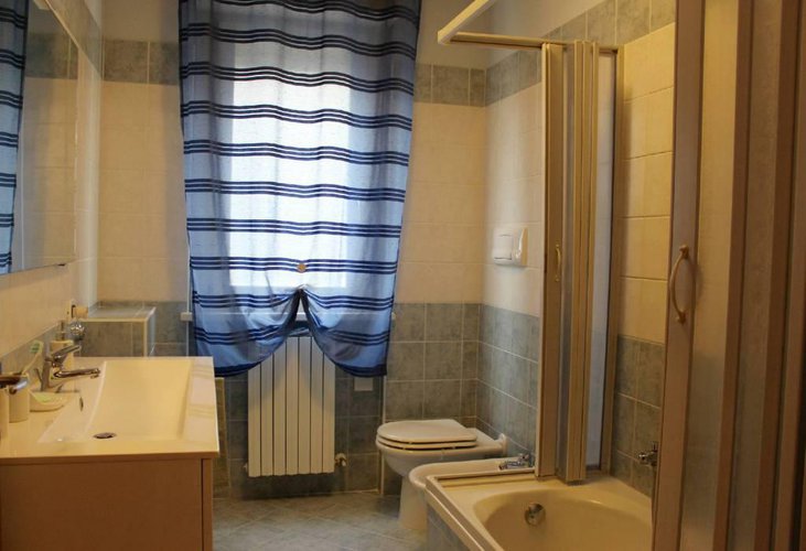 SEMINUOVO IN CLASSE B CON TERRAZZA PRIVATA DI 156MQ Romano di Lombardia