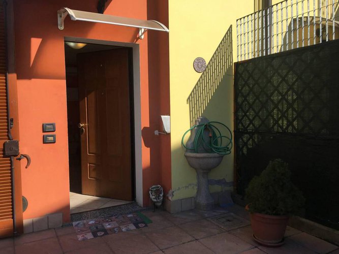 VILLETTA A SCHIERA DI TESTA AD ANTEGNATE Antegnate