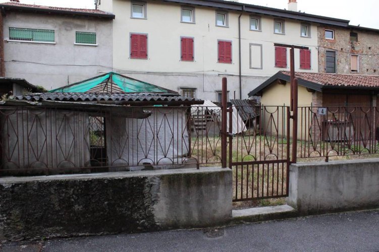 PORZIONE DI CASA IN CENTRO STORICO Palosco