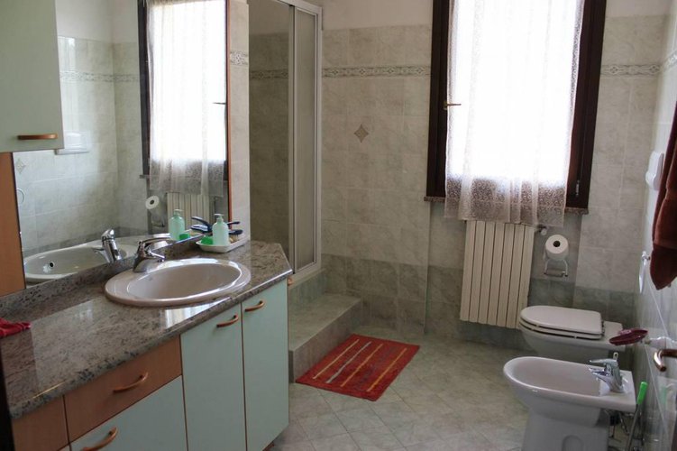 La VERA indipendenza di una villa bifamigliare! Romano di Lombardia