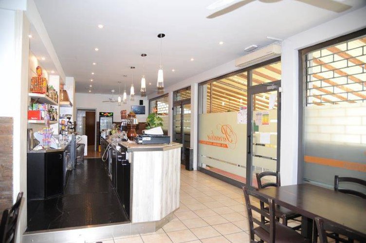 Negozio Cividate al Piano