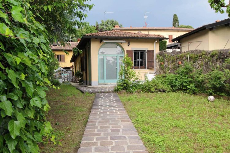 ECCO IL TUO ANGOLO DI PARADISO! Castelli Calepio