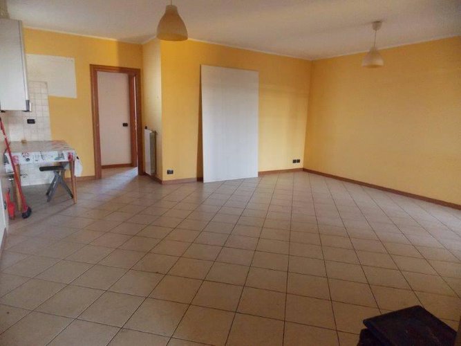 BILOCALE AMPIO IN VENDITA A MORNICO AL SERIO Mornico al Serio