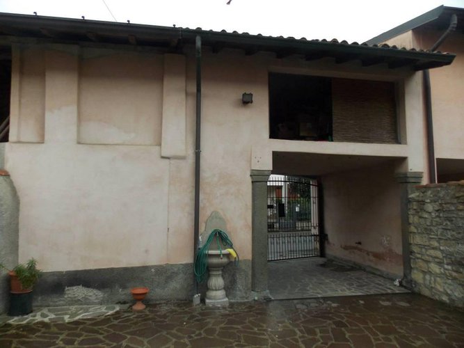 CASA UNA PAROLA CON TANTE POSSIBILITÀ' !!! Grumello del Monte