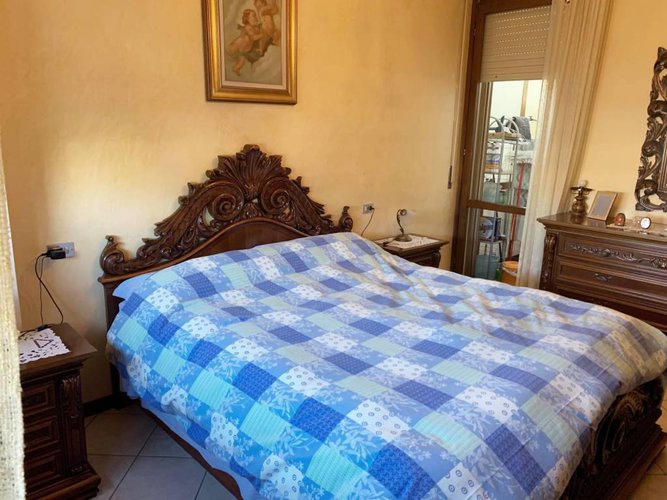 TRILOCALE RISTRUTTURATO CON AUTORIMESSA Covo