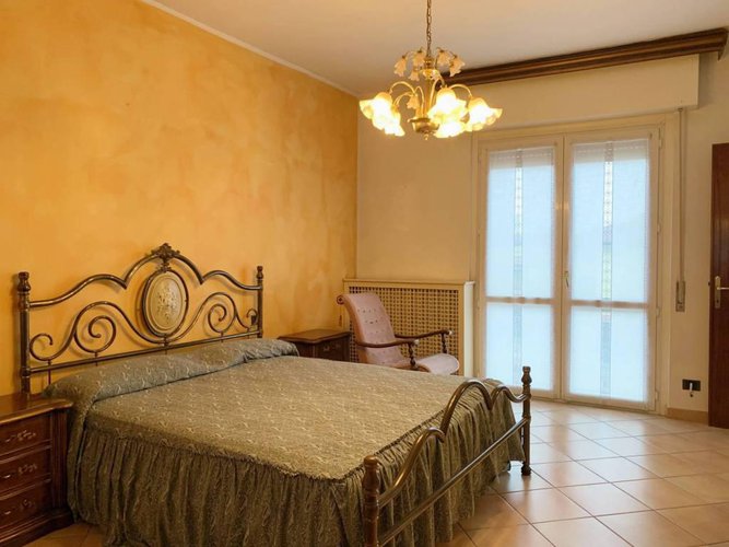 AMPIO BILOCALE ARREDATO A ROMANO DI LOMBARDIA Romano di Lombardia