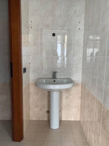 NEGOZIO ADIACENTE AL CENTRO STORICO Romano di Lombardia