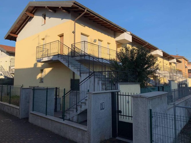 AFFARE!! NUOVI APPARTAMENTI IN VILLA Cologno al Serio
