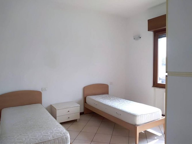 BILOCALI IN VENDITA A FARA OLIVANA CON SOLA Fara Olivana con Sola