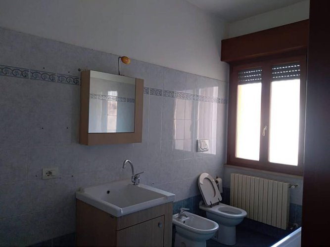 BILOCALI IN VENDITA A FARA OLIVANA CON SOLA Fara Olivana con Sola