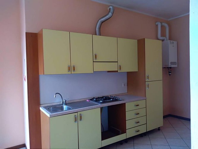 BILOCALI IN VENDITA A FARA OLIVANA CON SOLA Fara Olivana con Sola