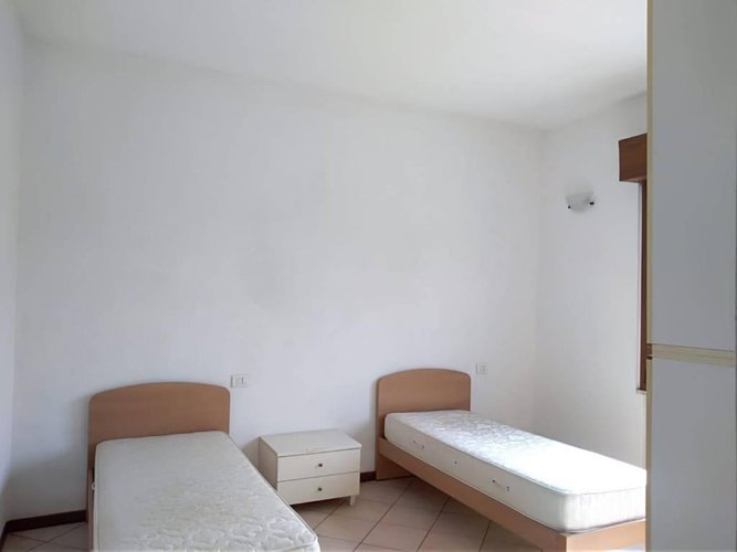 BILOCALI IN VENDITA A FARA OLIVANA CON SOLA Fara Olivana con Sola