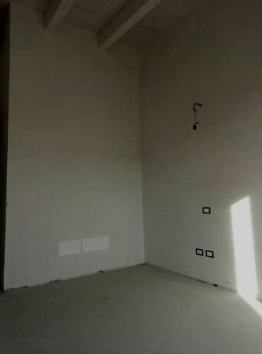 RAFFINATA VILLETTA AD ALTO RISPARMIO ENERGETICO Calcinate