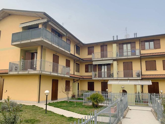 TRILOCALE RECENTE A GHISALBA