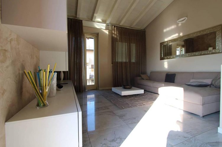 CASA DA RIVISTA!! Telgate