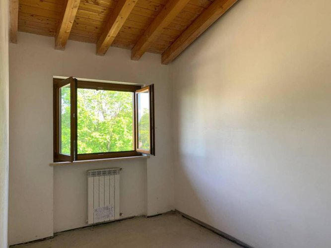 TRILOCALE RECENTE MAI ABITATO Calcio