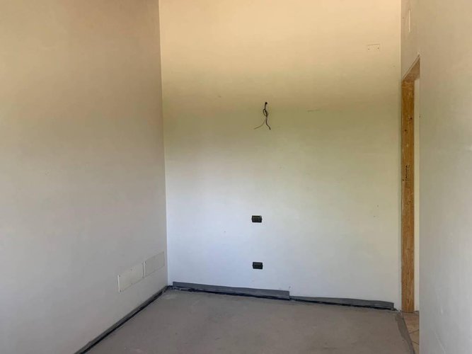 TRILOCALE RECENTE MAI ABITATO Calcio