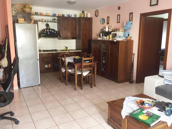 RECENTE TRILOCALE ROMANO DI LOMBARDIA