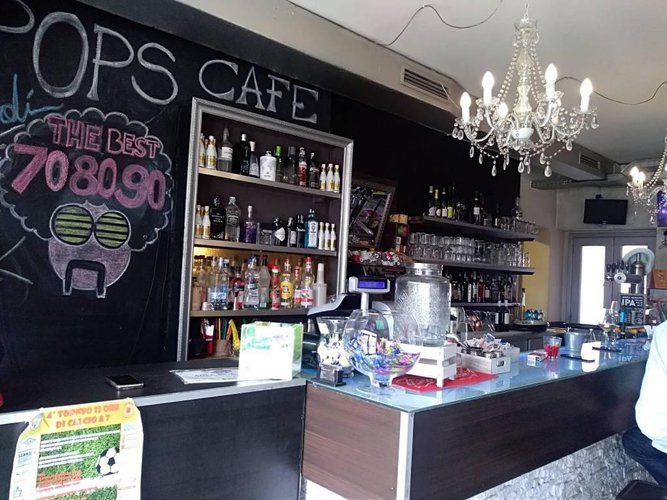 VENDESI ATTIVITA' BAR Fara Olivana con Sola