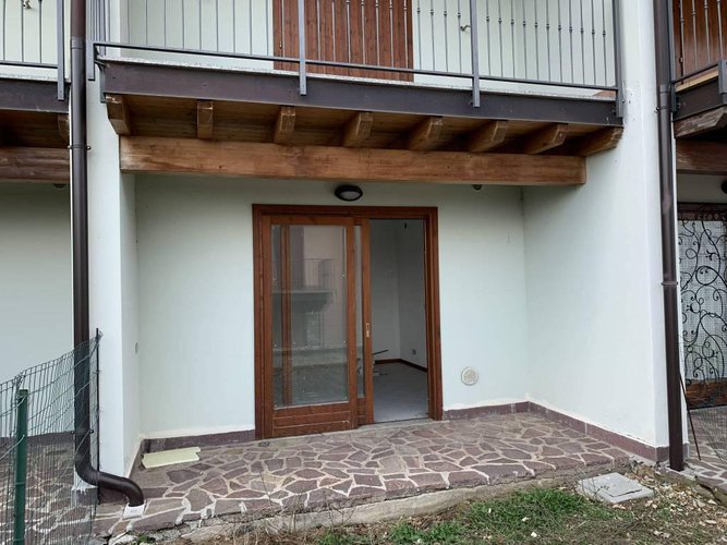 VILLA A SCHIERA Adrara San Martino