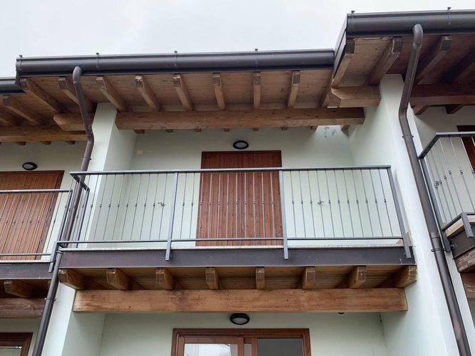 VILLA A SCHIERA Adrara San Martino