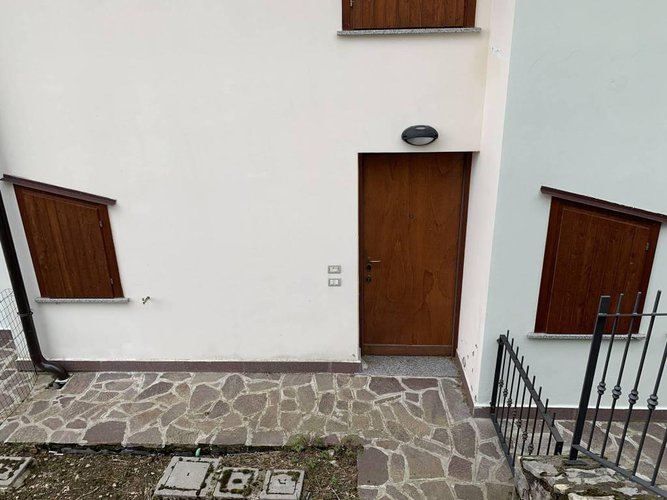 VILLA A SCHIERA Adrara San Martino