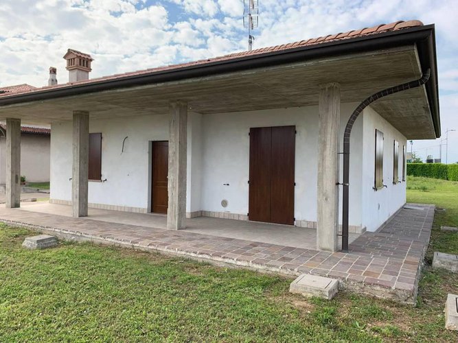 VILLA SINGOLA A COVO Covo