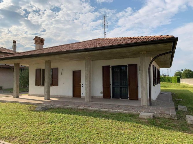 VILLA SINGOLA A COVO Covo