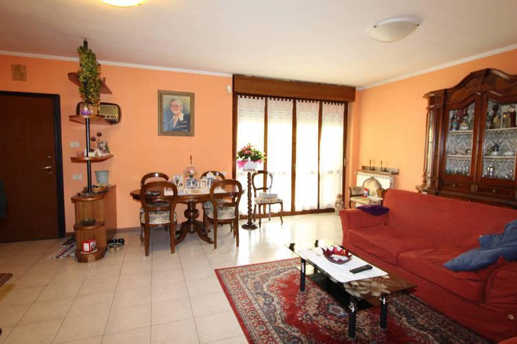 QUADRILOCALE CON GIARDINO!!! Grumello del Monte