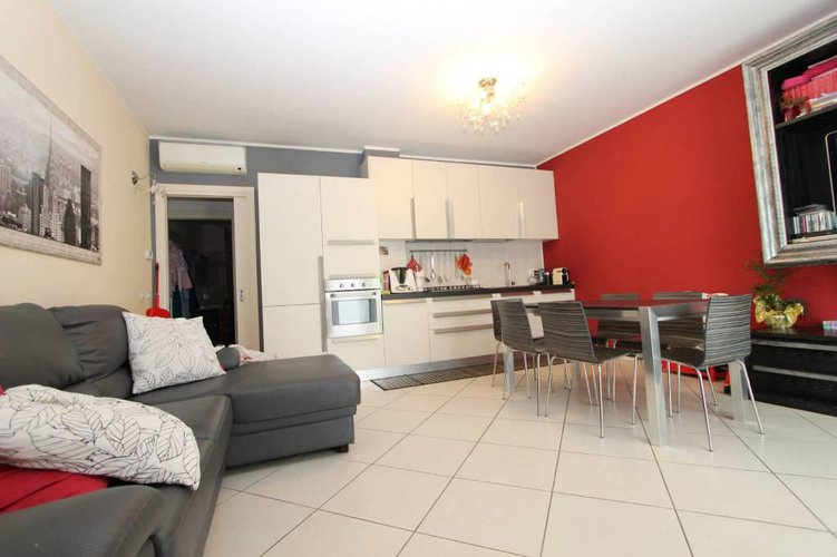 FAVOLOSO APPARTAMENTO IN VILLA!!! Telgate