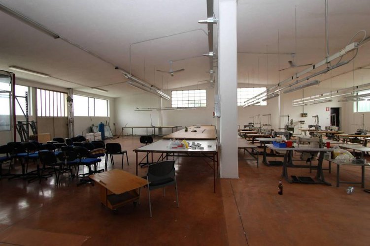 CAPANNONE IN VENDITA A TELGATE Telgate