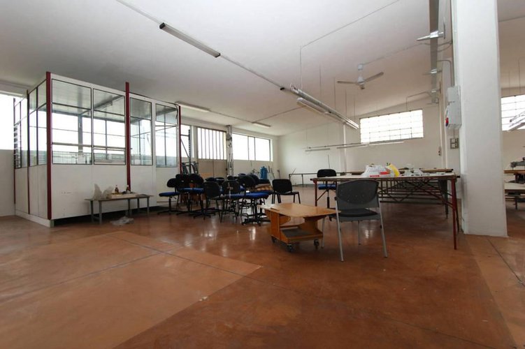 CAPANNONE IN VENDITA A TELGATE Telgate