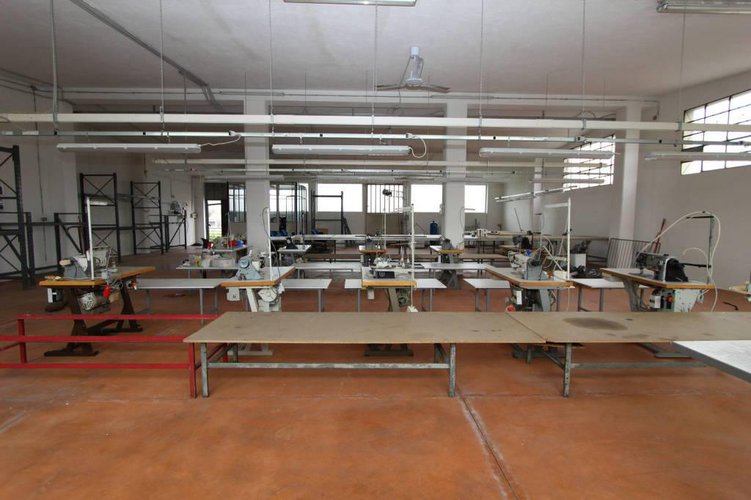 CAPANNONE IN VENDITA A TELGATE Telgate