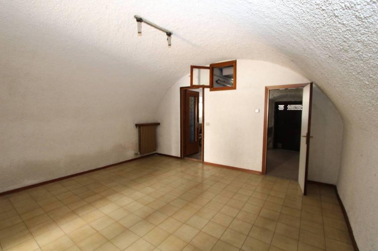 ESCLUSIVA CASA DI CORTE COMPOSTA DA DUE APPARTAMENTI Palosco