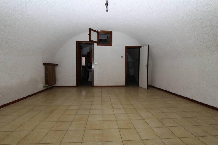 ESCLUSIVA CASA DI CORTE COMPOSTA DA DUE APPARTAMENTI Palosco