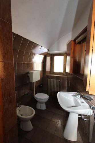 ESCLUSIVA CASA DI CORTE COMPOSTA DA DUE APPARTAMENTI Palosco