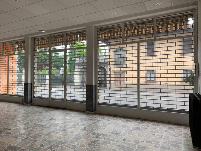 LOCALE COMMERCIALE ROMANO DI LOMBARDIA Romano di Lombardia