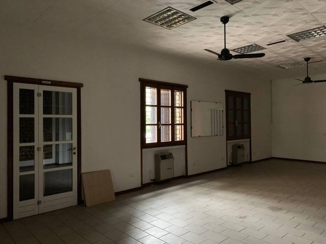 LOCALE COMMERCIALE ROMANO DI LOMBARDIA Romano di Lombardia