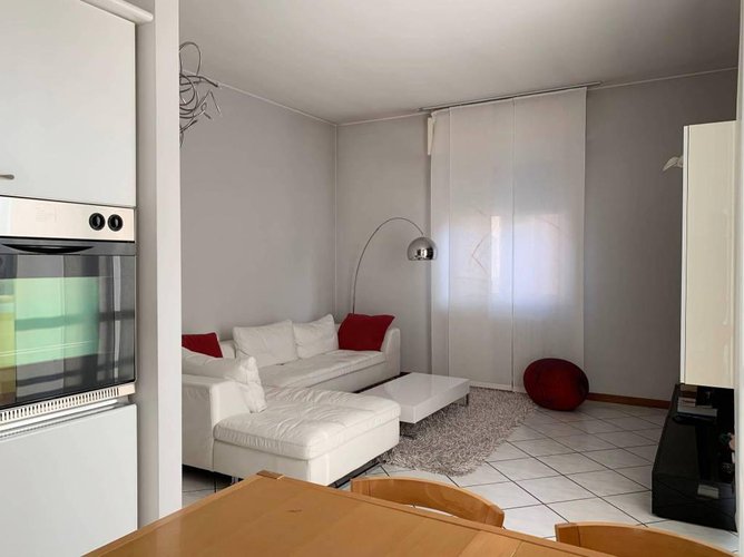 TRILOCALE RISTRUTTURATO Romano di Lombardia