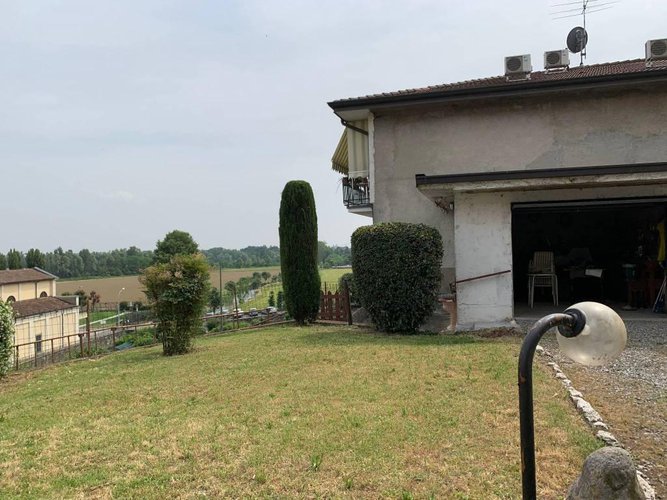 OASI SULL'OGLIO CON DUE APPARTAMENTI Cividate al Piano