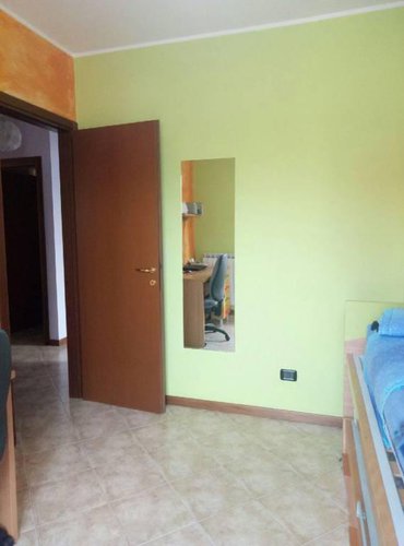 COMODO APPARTAMENTO IN CONTESTO CONDOMINIALE REFERENZIATO E Calcinate