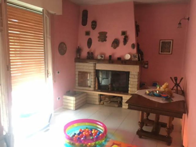 STABILE TERRA-CIELO IN CENTRO