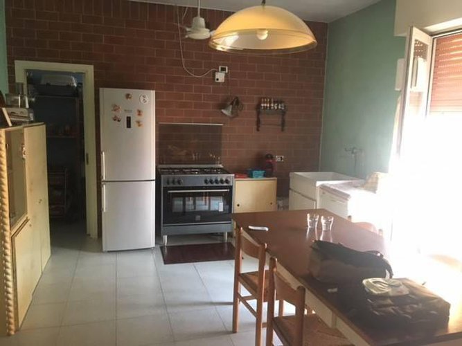 STABILE TERRA-CIELO IN CENTRO Covo