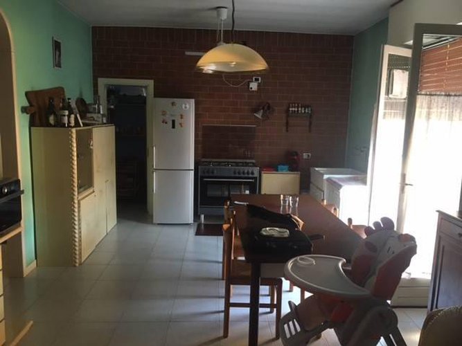 STABILE TERRA-CIELO IN CENTRO Covo