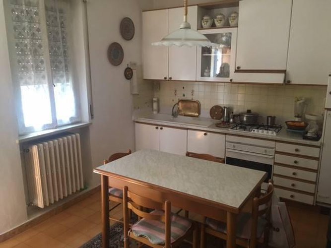 STABILE CIELO-TERRA IN CENTRO PAESE Romano di Lombardia