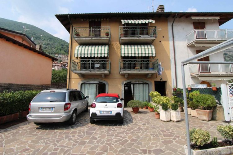 a due passi dal lago! Predore