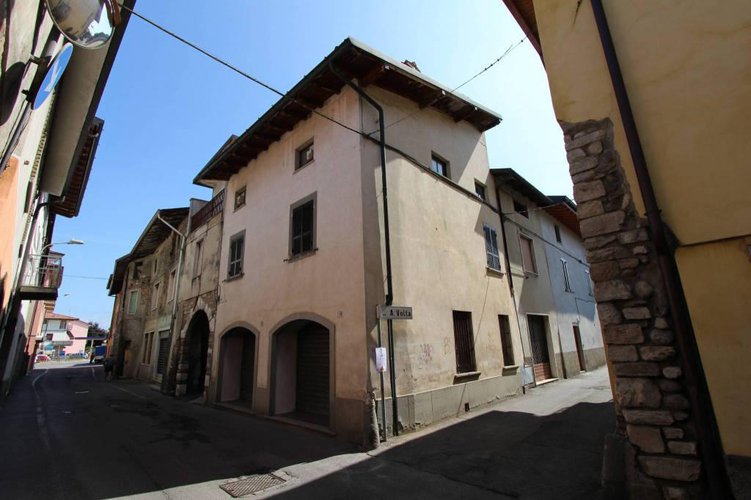 STABILE CIELO – TERRA INDIPENDENTE Palosco