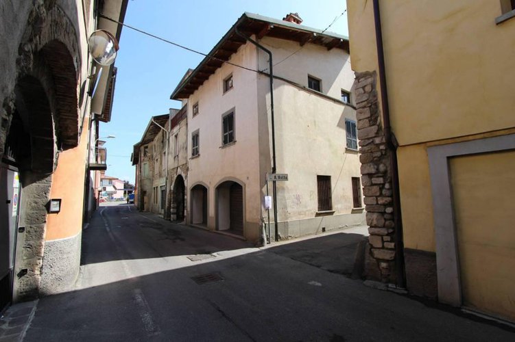 STABILE CIELO – TERRA INDIPENDENTE Palosco