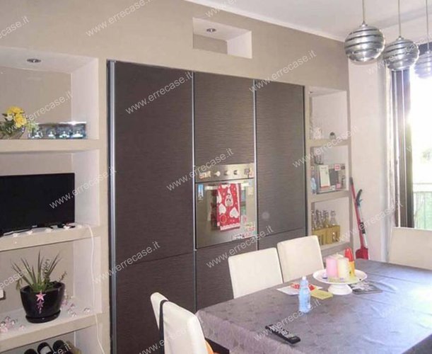 Signorile 3 locali con giardino, taverna e box doppio! Boltiere