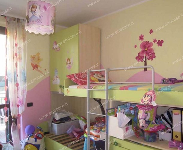 Signorile 3 locali con giardino, taverna e box doppio! Boltiere